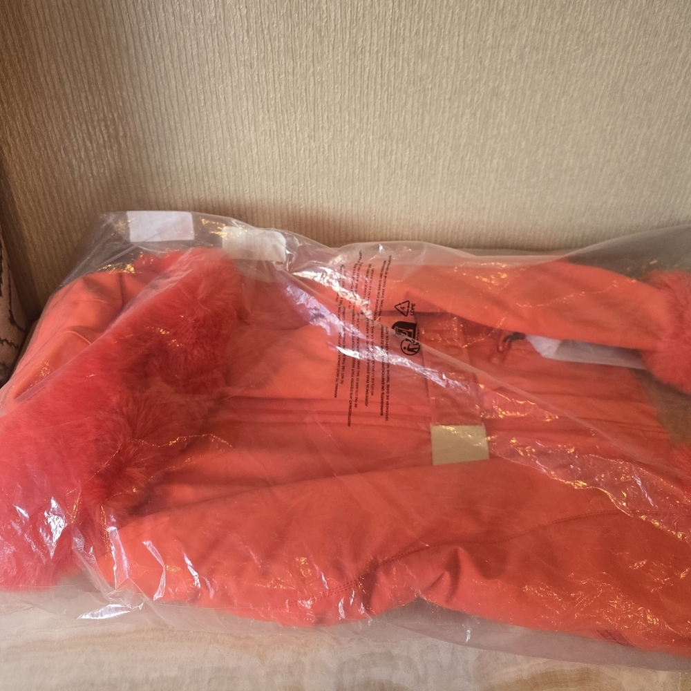 Goldbergh Giselle Ski Jacket Fur Cuffs Orange Goldbergh Giselle Belted Jacket - Picture 12 of 15